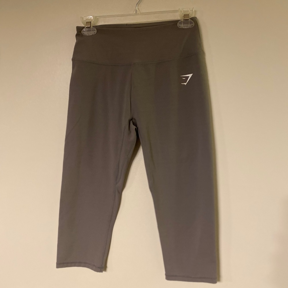 Gym shark crop legging